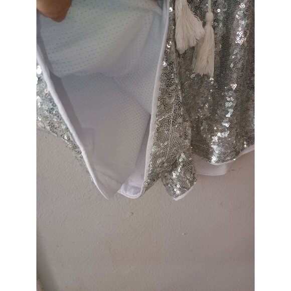 Design Vogue Silver Sequin Womens Shorts XL 95% Polyester 5%‎ Spandex - Picture 3 of 8